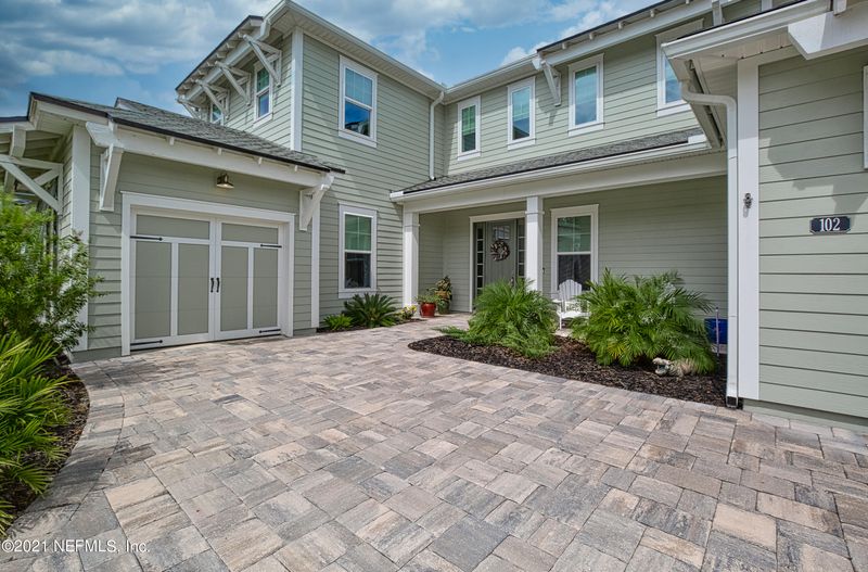 102 Honey Blossom Rd, St Johns, FL 32259