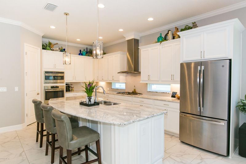 102 Lazy Crest Dr, Ponte Vedra, FL 32081