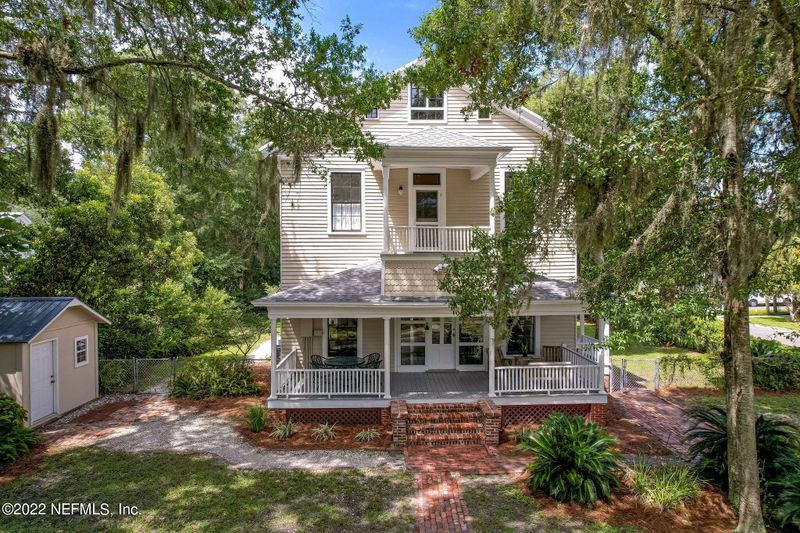 102 S 10th St, Fernandina Beach, FL 32034