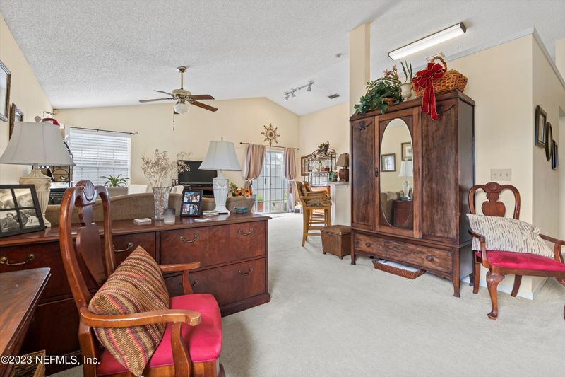 102 St Emilion Ct, Ponte Vedra Beach, FL 32082