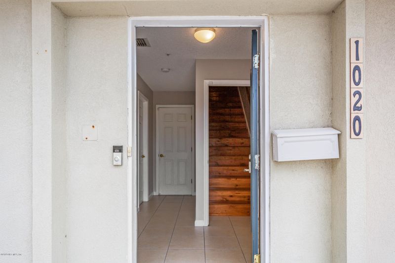 1020 1st St S, Jacksonville Beach, FL 32250