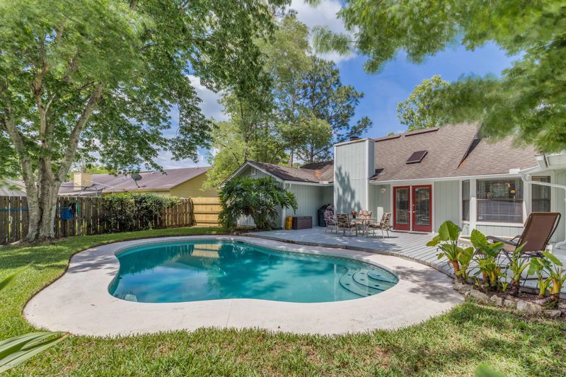 10221 Walnut Bend N, Jacksonville, FL 32257