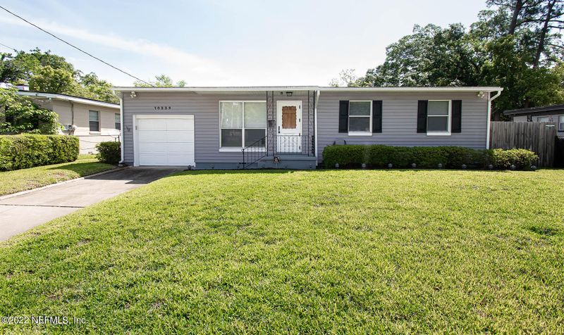 10229 Briarcliff Rd E, Jacksonville, FL 32218