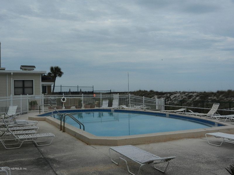 1023 1st St N, Jacksonville Beach, FL 32250