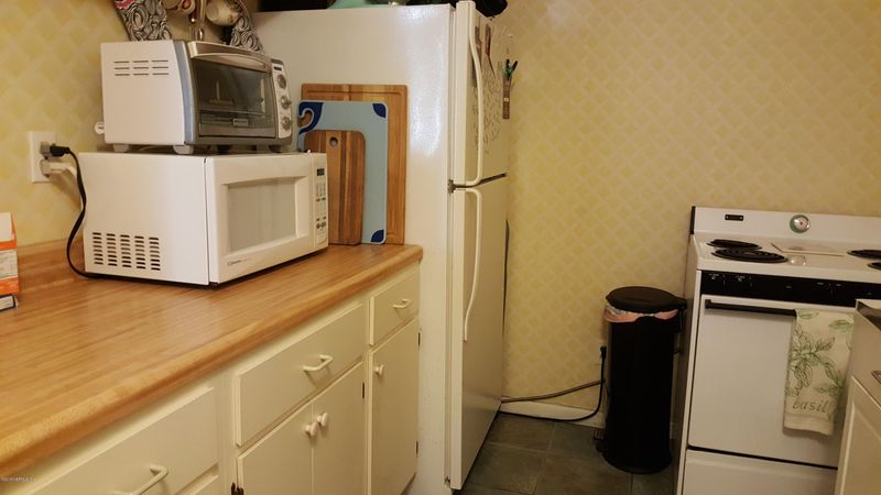 1023 N 1st St #22, Jacksonville Beach, FL 32250