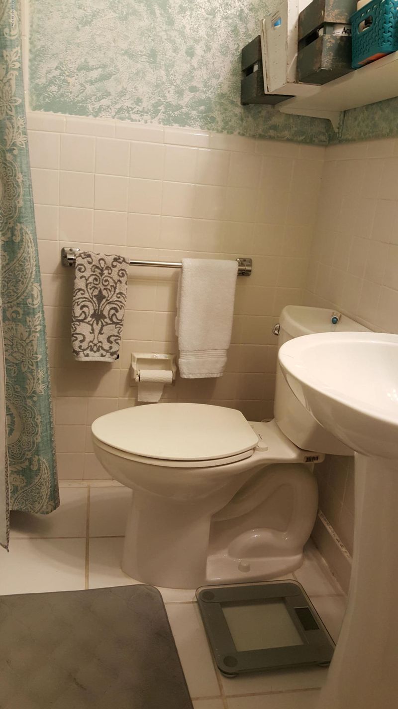 1023 N 1st St #22, Jacksonville Beach, FL 32250