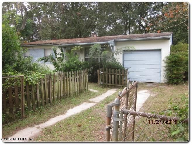 10230 Swarthmore Dr, Jacksonville, FL 32218