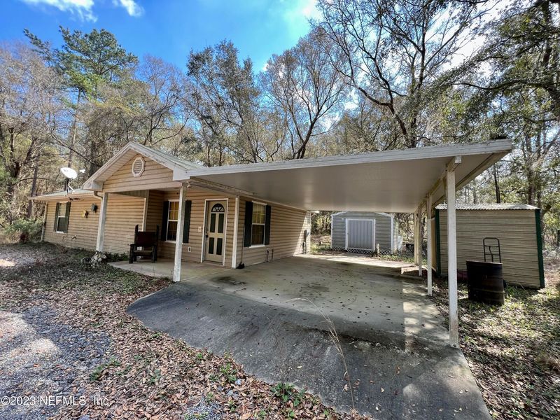 10242 SW 138th St, Starke, FL 32091