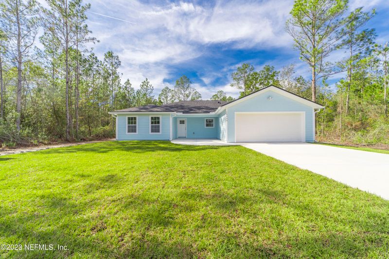10245 Carpenter Ave, Hastings, FL 32145
