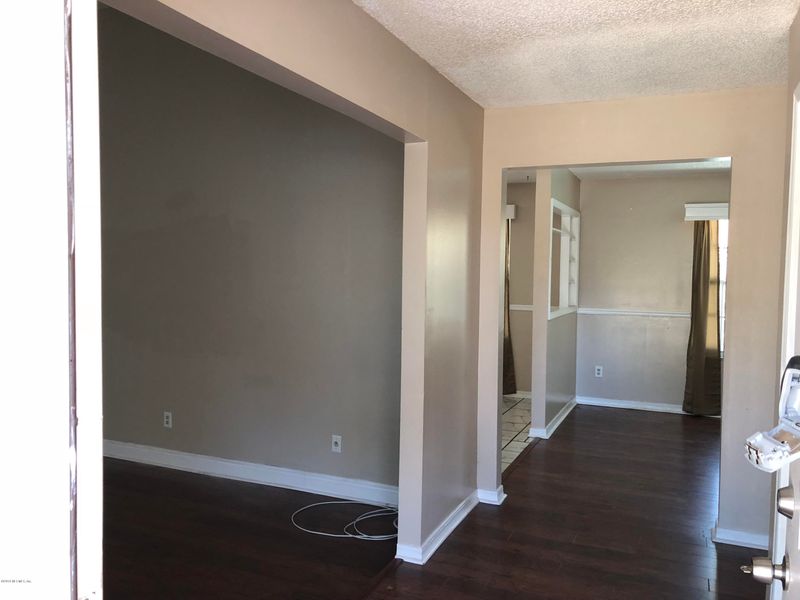 10273 Bear Valley Rd, Jacksonville, FL 32257