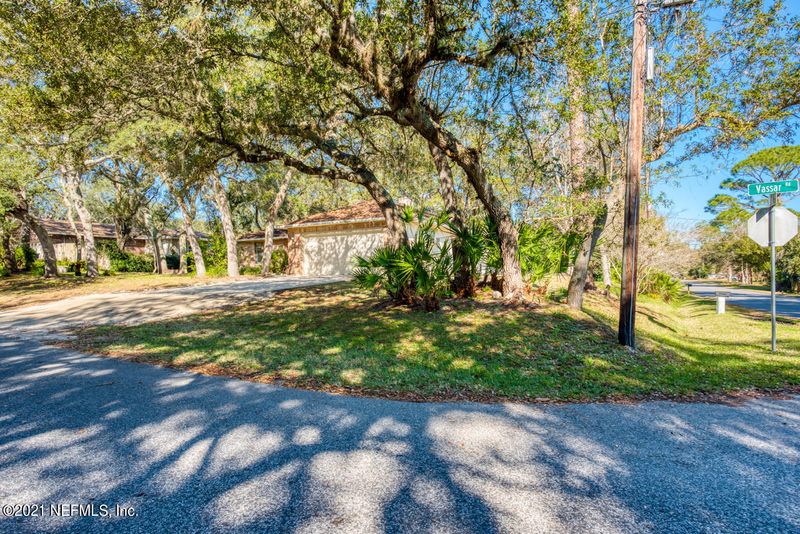 103 Vassar Rd, St Augustine, FL 32086