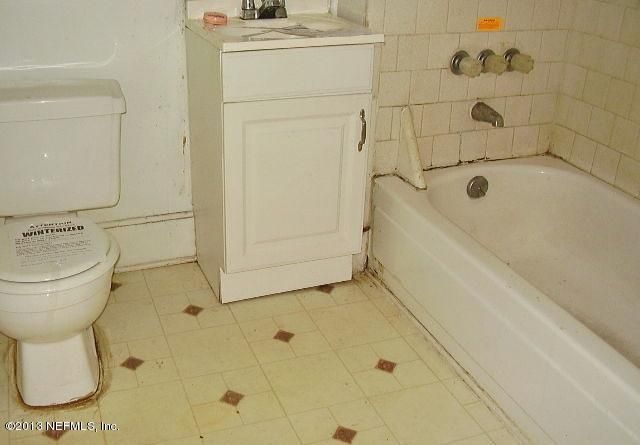 1031 12th St E, Jacksonville, FL 32206