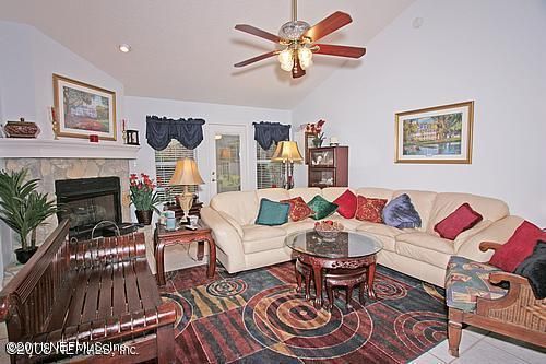 1031 Fleming St, Fleming Island, FL 32003