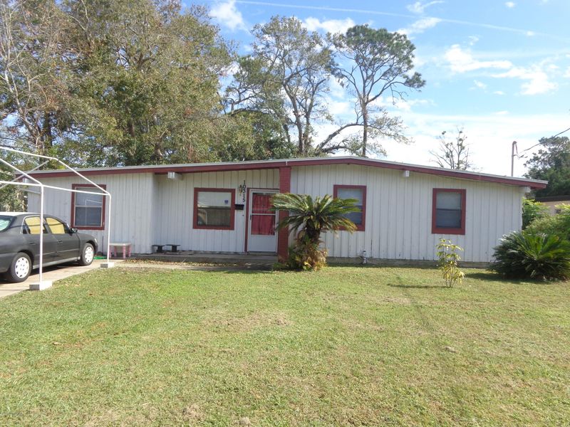10315 Elmhurst Dr, Jacksonville, FL 32218