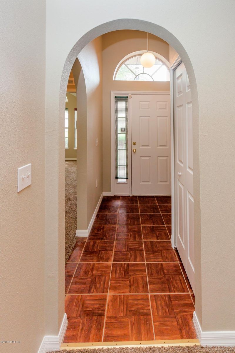 10319 Woodley Point Rd, Jacksonville, FL 32218
