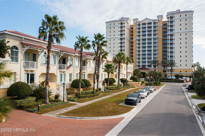 1032 1st St S #4, Jacksonville Beach, FL 32250