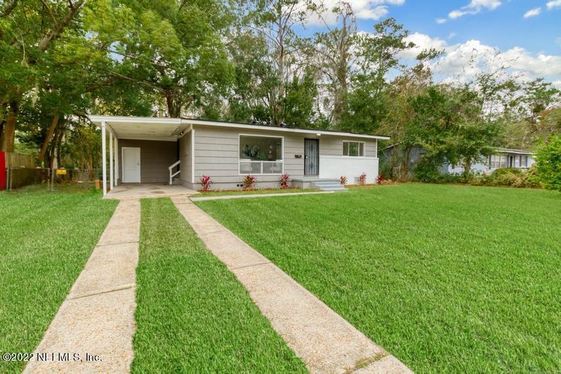 10328 Pinehurst Dr, Jacksonville, FL 32218