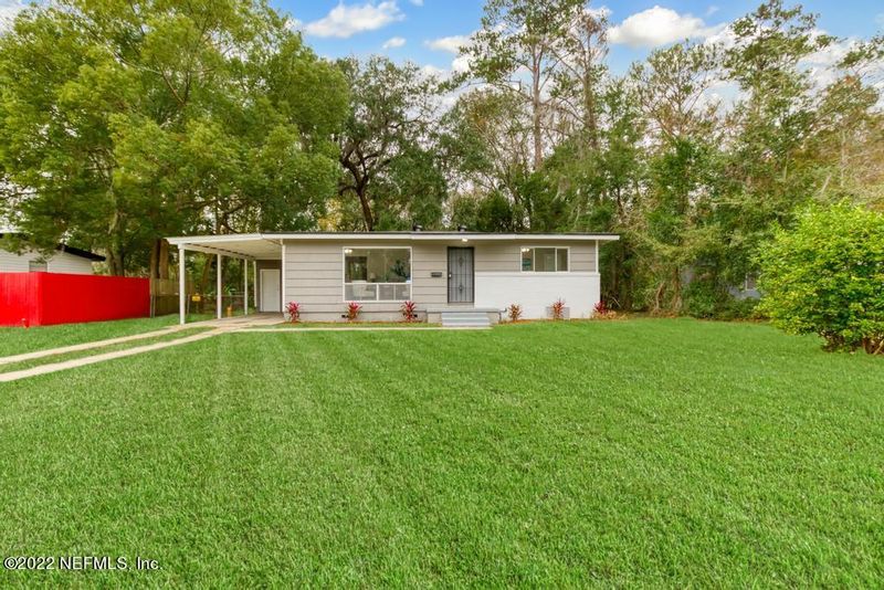 10328 Pinehurst Dr, Jacksonville, FL 32218