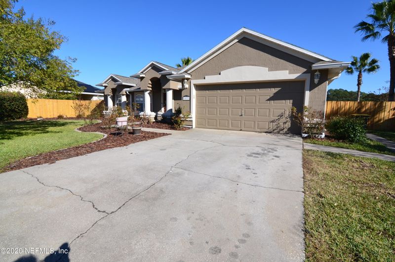 1033 Deer Spring Dr, Jacksonville, FL 32221