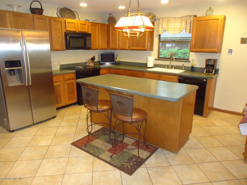 10332 Sequoya Dr, Jacksonville, FL 32257
