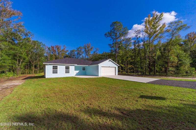 10350 Ruth Ave, Hastings, FL 32145