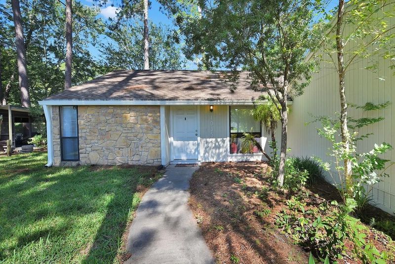 10354 Arrowhead Dr, Jacksonville, FL 32257