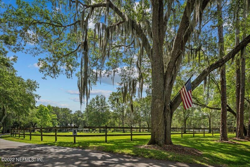 10355 Ilah Rd, Jacksonville, FL 32257
