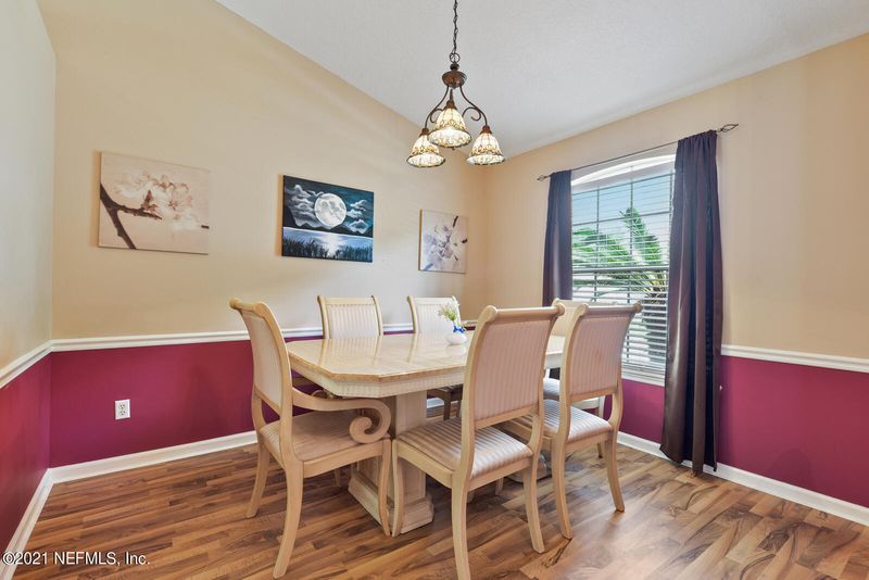10356 Sugar Grove Rd, Jacksonville, FL 32221