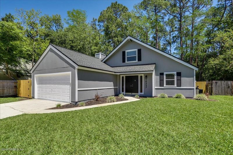 10357 Arrow Lakes Dr E, Jacksonville, FL 32257