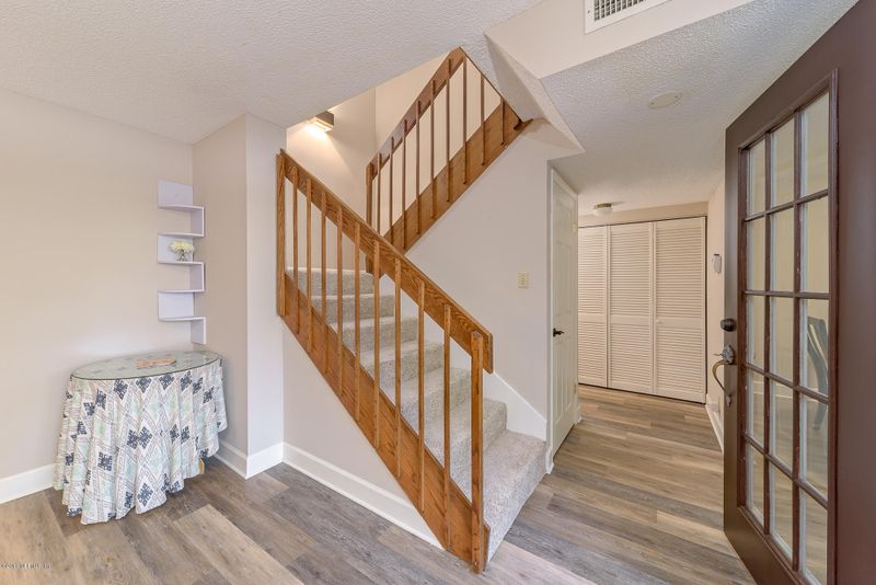 10360 Bigtree Ln, Jacksonville, FL 32257