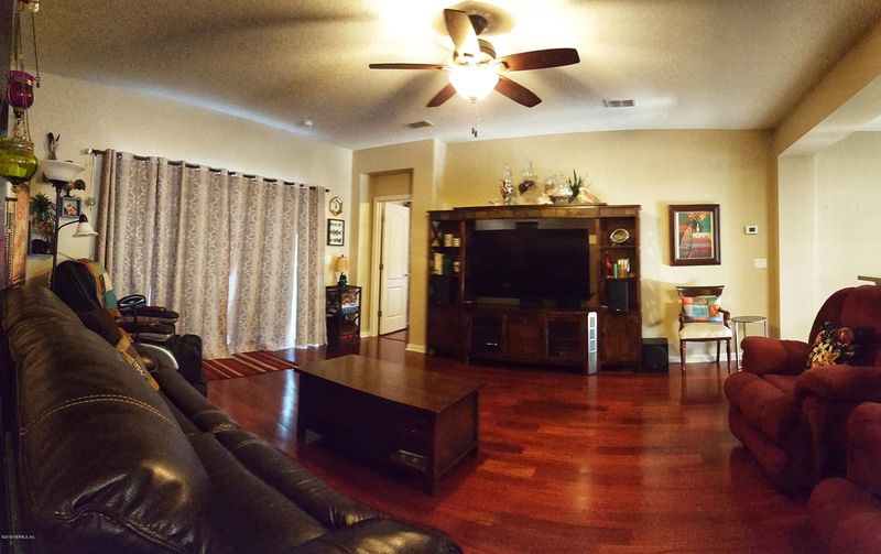 10363 Addison Lakes Dr, Jacksonville, FL 32257