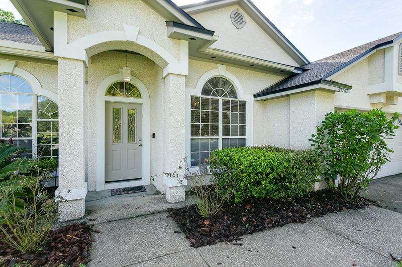 10365 Triple Crown Ave, Jacksonville, FL 32257