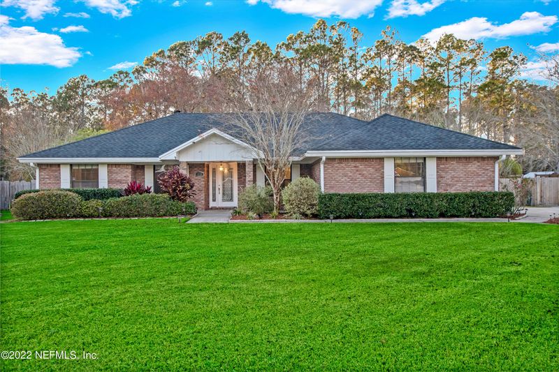 1038 Pebble Ridge Dr, Jacksonville, FL 32220