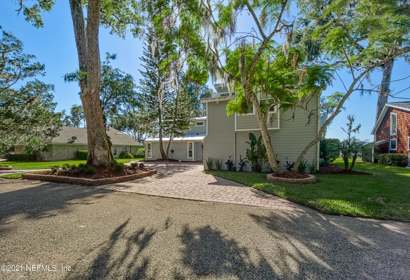 104 Cypress Ldg, St Johns, FL 32259