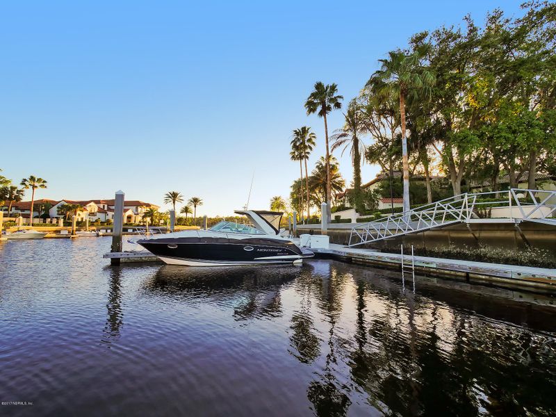 104 Newport Ln, Ponte Vedra Beach, FL 32082