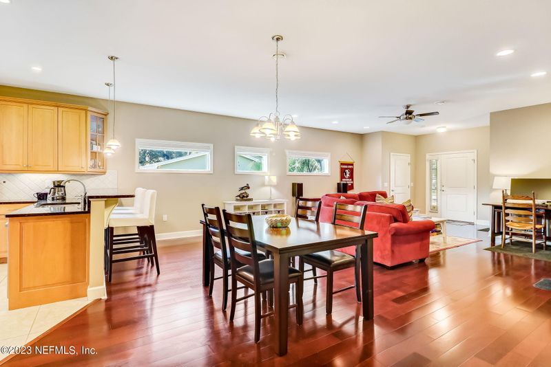 104 S 15th St, Fernandina Beach, FL 32034