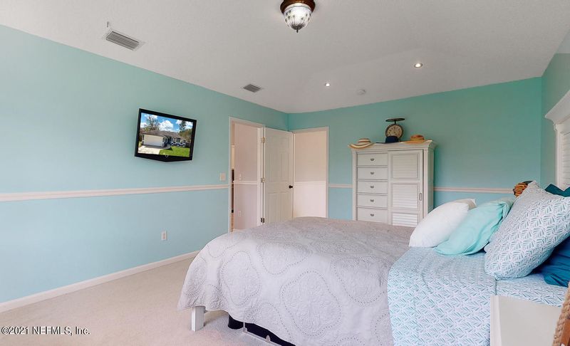 1040 Live Oak Ln, Fleming Island, FL 32003