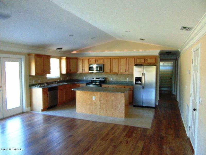 10400 Baylor Ave, Hastings, FL 32145