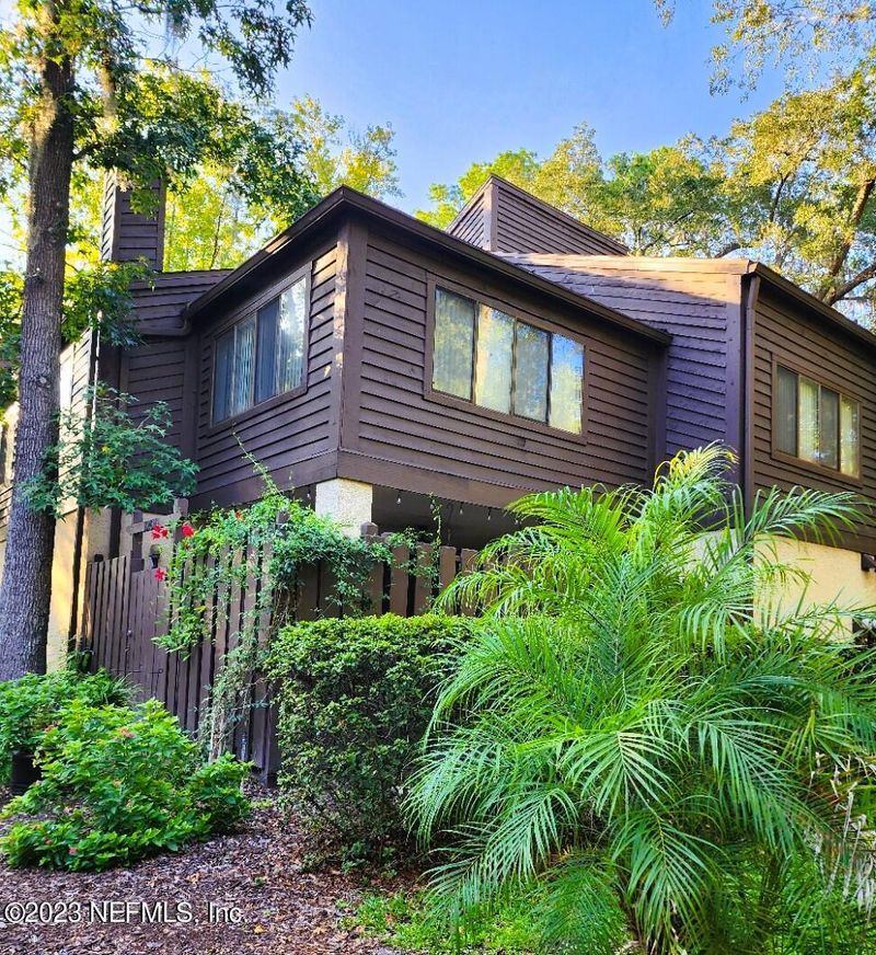 10404 Bigtree Cir W, Jacksonville, FL 32257