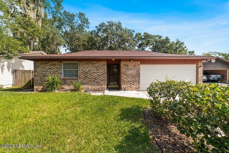 1041 Willow Cove Ct, Jacksonville, FL 32233