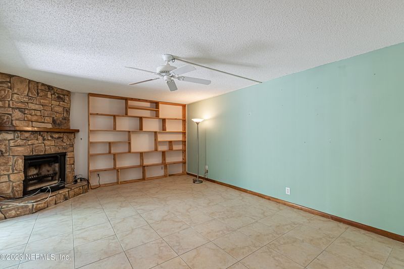 10419 Big Tree Cir W, Jacksonville, FL 32257