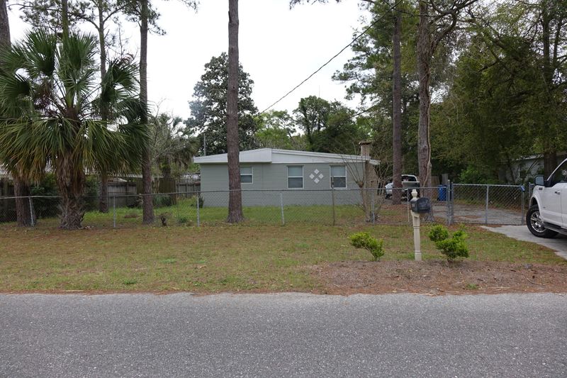 10446 Gailwood Cir E, Jacksonville, FL 32218