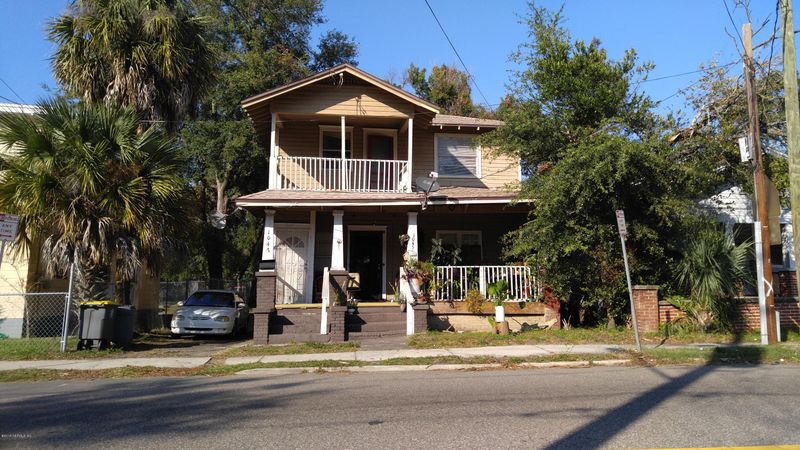 1045 8th St W, Jacksonville, FL 32209