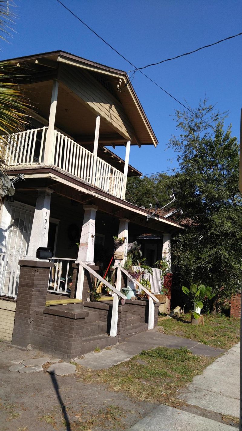 1045 8th St W, Jacksonville, FL 32209