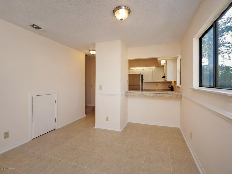 1046 Hibiscus St, Atlantic Beach, FL 32233