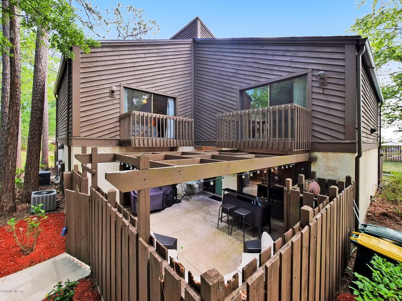 10464 Big Tree Cir W, Jacksonville, FL 32257