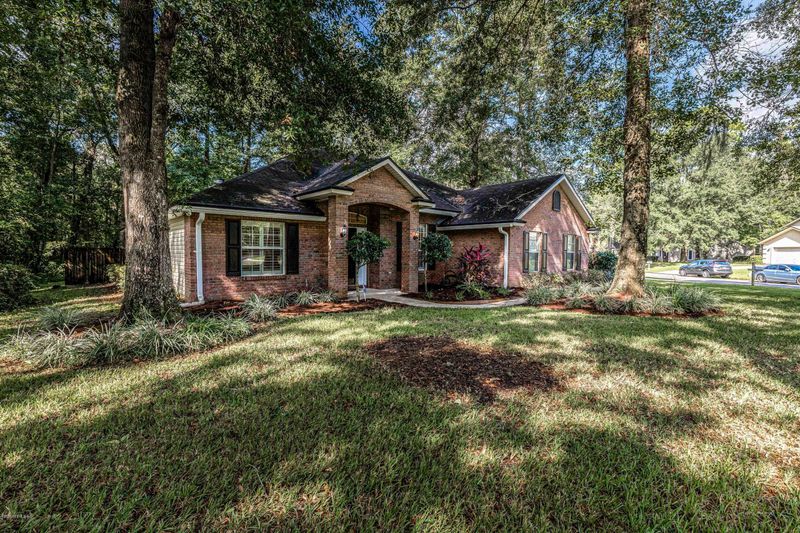 1050 Preakness Ct, Jacksonville, FL 32218
