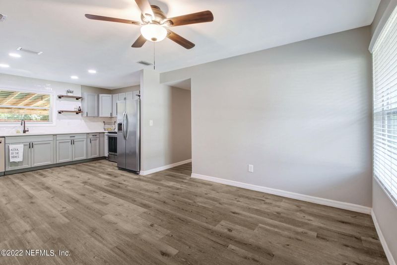 10502 Lone Star Rd, Jacksonville, FL 32225