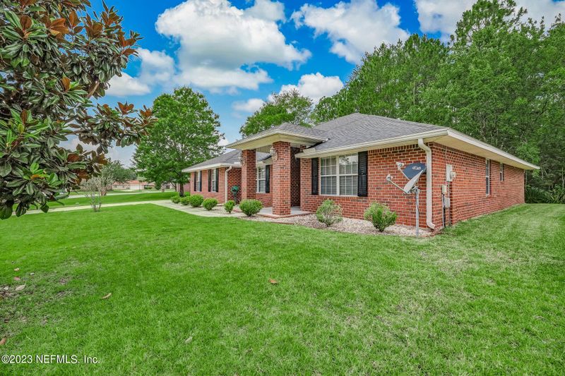 10503 Mcgirts Creek Dr, Jacksonville, FL 32221