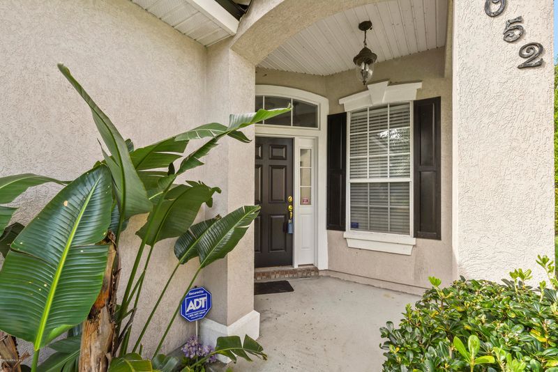 1052 Candlebark Dr, Jacksonville, FL 32225